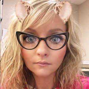 Meet your Posher, Krystal